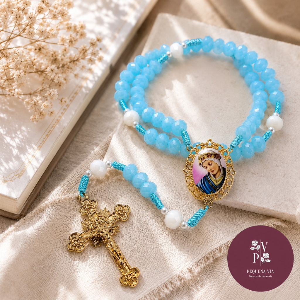 Terço Nossa Senhora de La Salette Cristais de Vidro Azul Claro e Branco