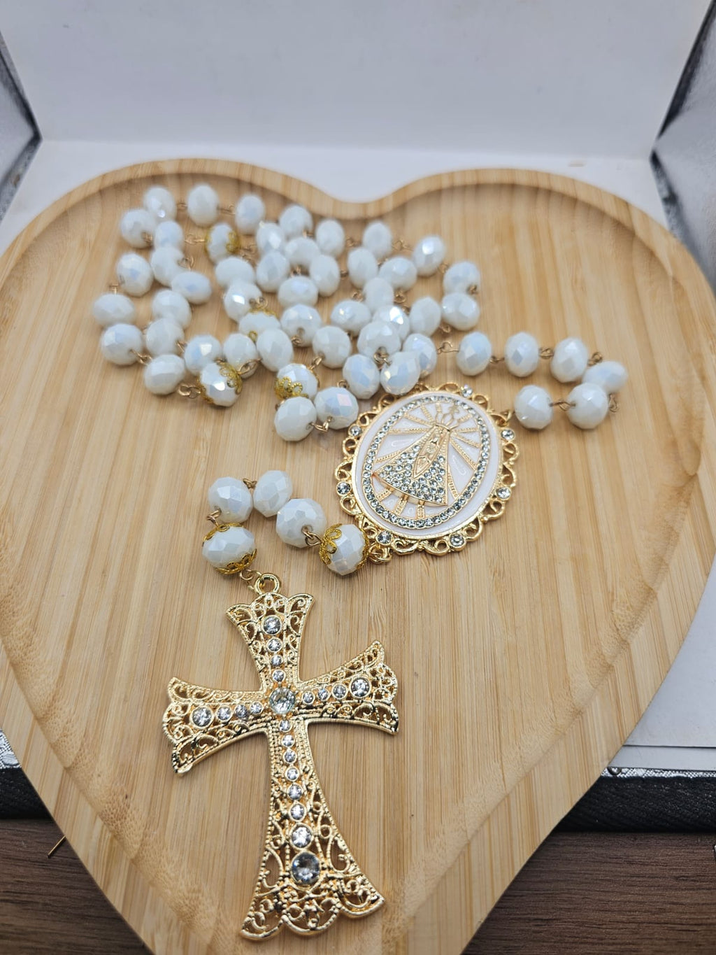 Terço de Noiva - Nossa Senhora Aparecida com Strass