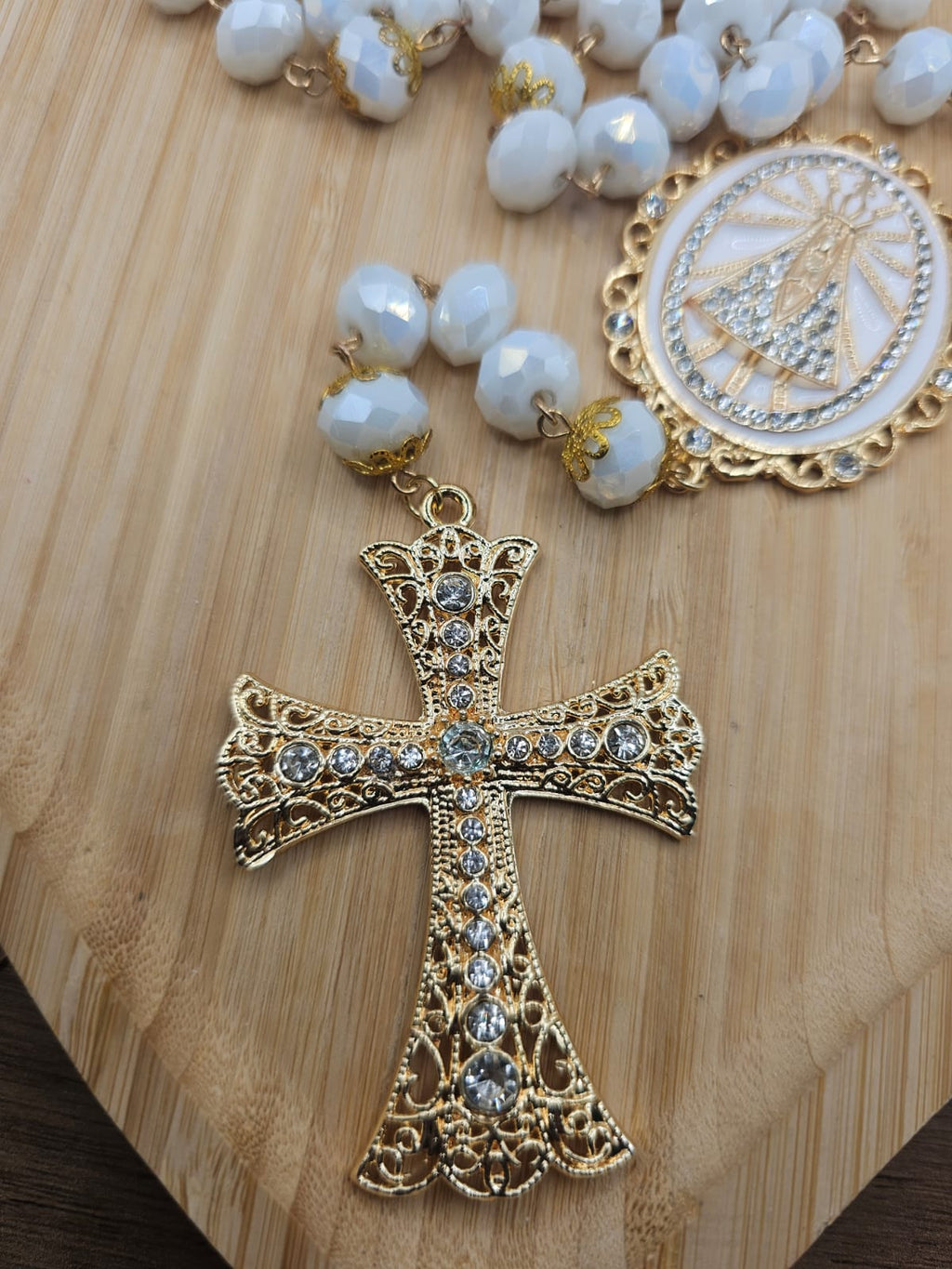 Terço de Noiva - Nossa Senhora Aparecida com Strass